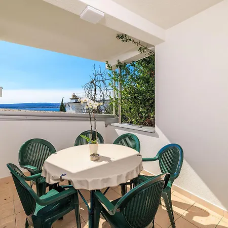 Modernes Direkt Am Mit Aussendusche, Meerblick, Wifi * Crikvenica